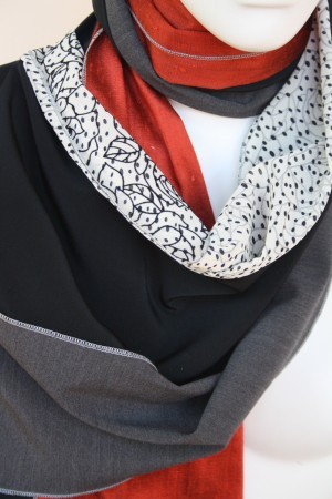 Stola Damen in schwarz & rot aus Baumwolle & Seide